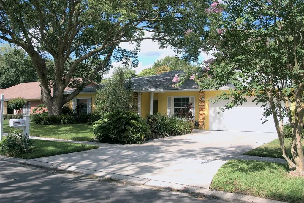 13308 Lake George Ln, Tampa, FL 33618