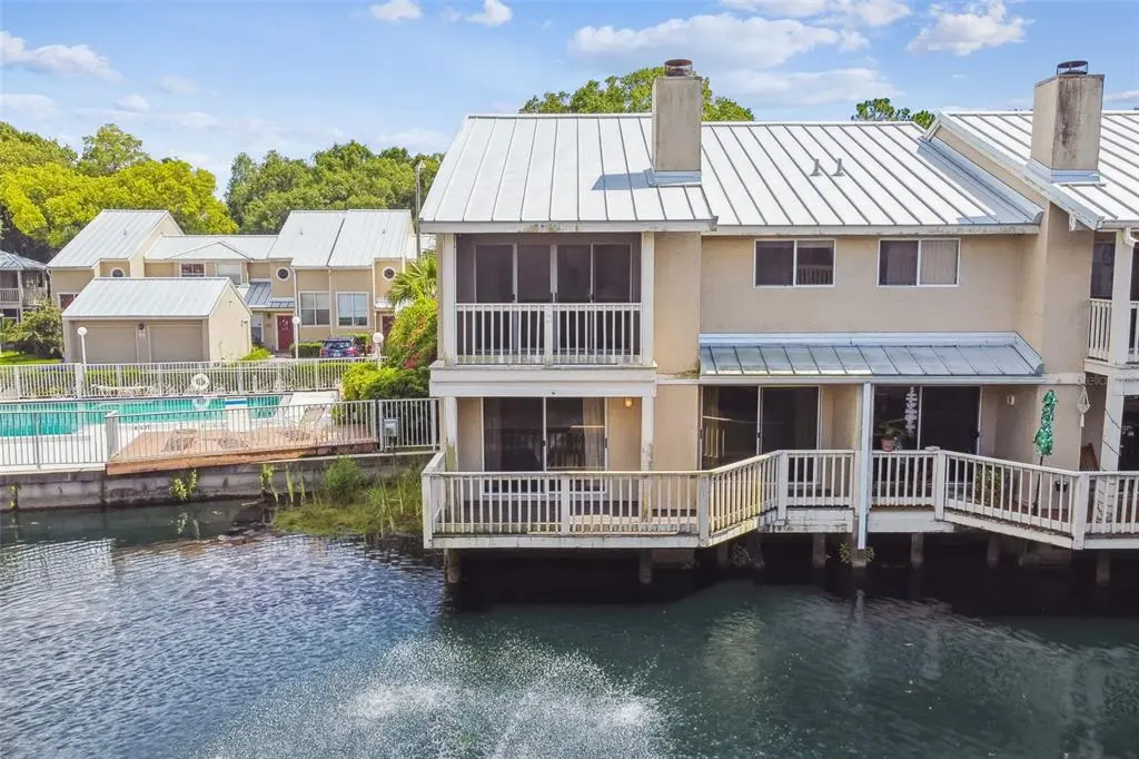 3401 Waterbridge Dr, Tampa, FL 33618