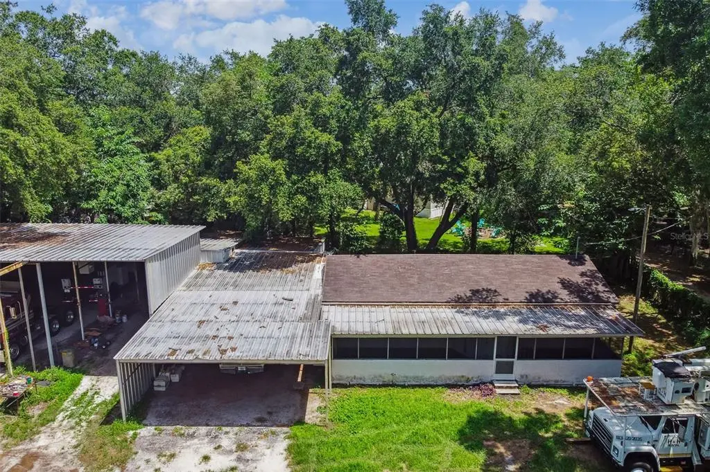 9428 Six Mile Creek Rd, Tampa, FL 33610