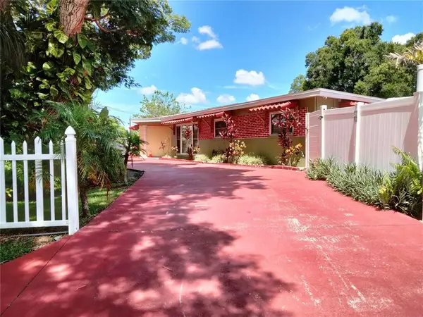 2301 W Robson St, Tampa, FL 33604