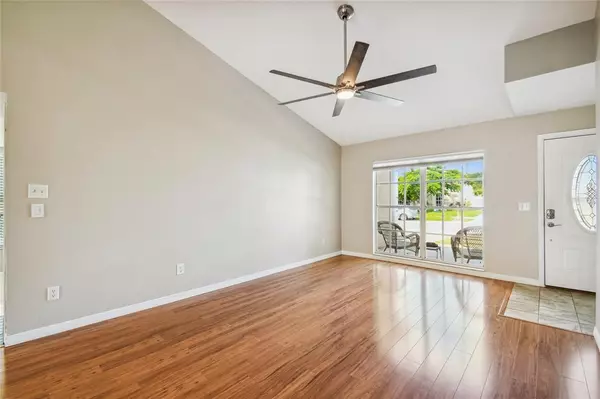 Tampa, FL 33624,10935 Brightside Dr