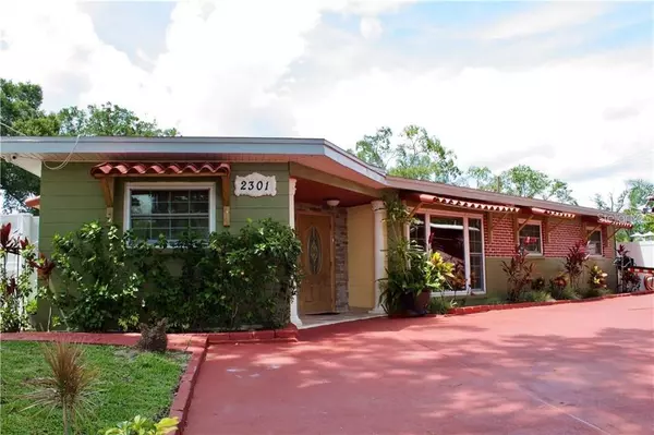 2301 W Robson St, Tampa, FL 33604