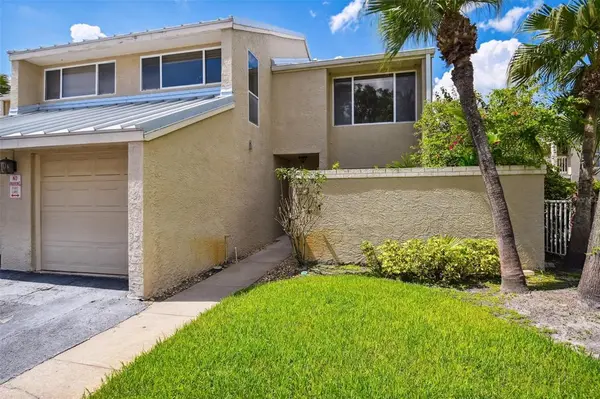 3401 Waterbridge Dr, Tampa, FL 33618