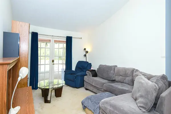 4718 Windflower Cir, Tampa, FL 33624