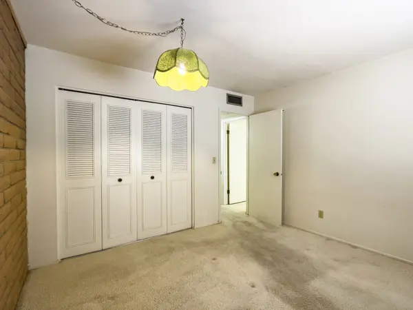 11621 N 39th St, Phoenix, AZ 85028