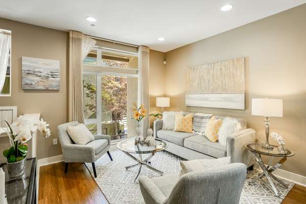 3733 Egret Ln, Palo Alto, CA 94303