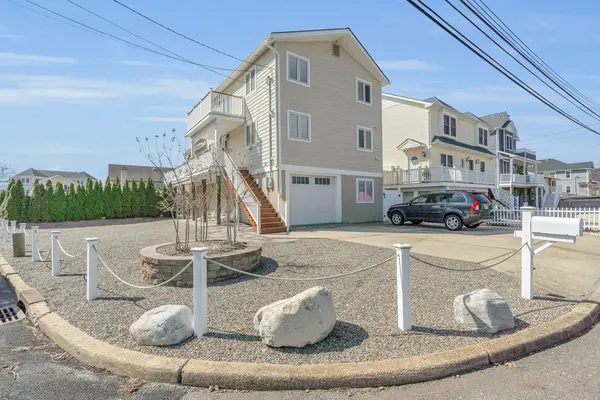 6 Drake Way, Toms River, NJ 08753