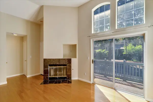 1144 Pointe Hope Lndg, San Jose, CA 95131