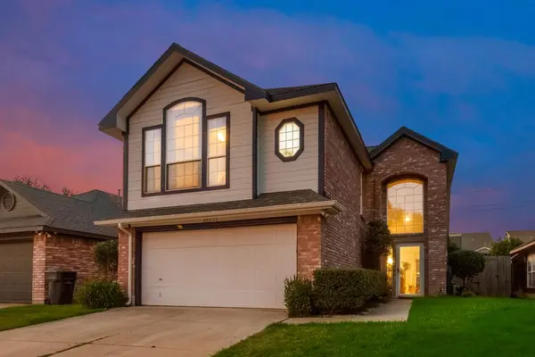3311 Renaissance Dr, Dallas, TX 75287