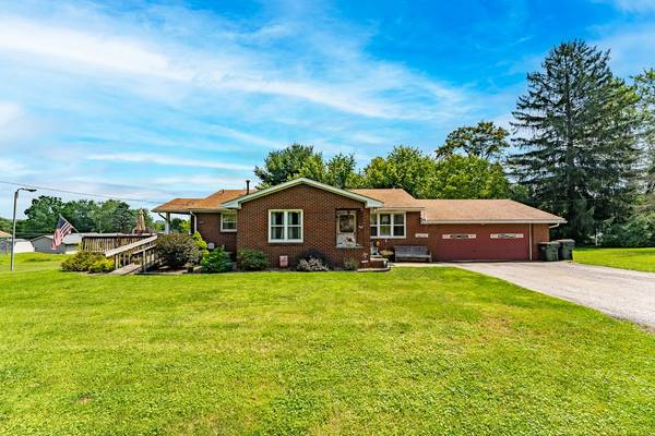 2407 Hanna St, New Castle, PA 16102