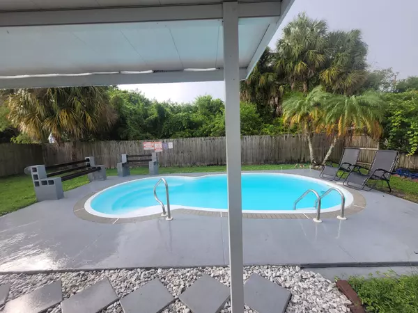 Port Richey, FL 34668,9017 Pegasus Ave