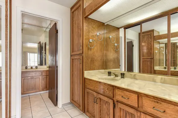 1560 Riverlake Rd, Discovery Bay, CA 94505