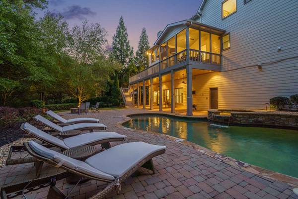 560 Hickory Oak Ct., Milton, GA 30004
