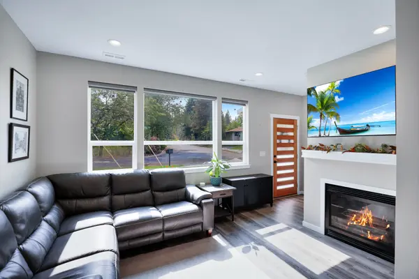 3338 W Grandview Ave, Spokane, WA 99224