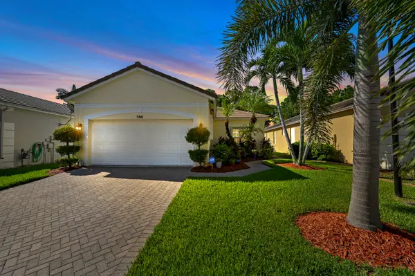 566 SW Indian Key Dr, Port St Lucie, FL 34986