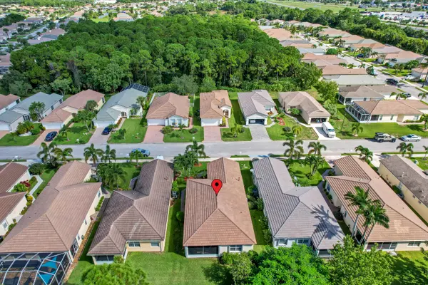 566 SW Indian Key Dr, Port St Lucie, FL 34986