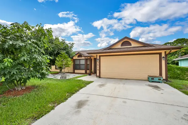 3818 SW Alice St, Port St Lucie, FL 34953