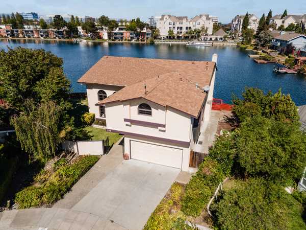 298 Surfbird Isle, Foster City, CA 94404