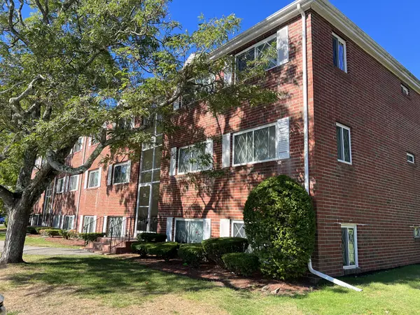 23 Fernview Ave, North Andover, MA 01845