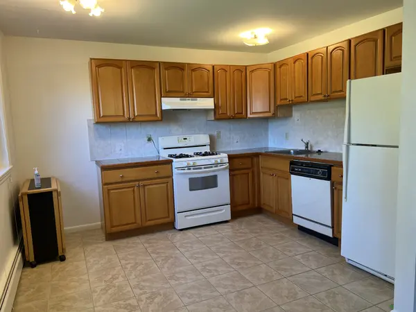 23 Fernview Ave, North Andover, MA 01845