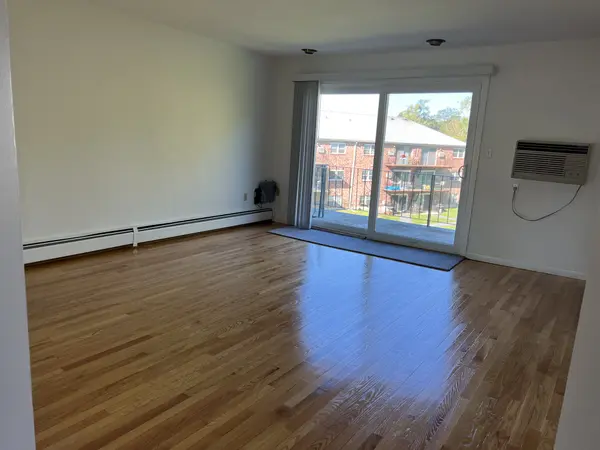 23 Fernview Ave, North Andover, MA 01845