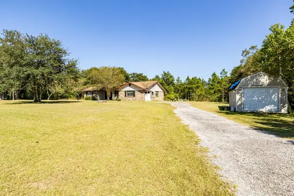3416 Crabtree Church Rd, Molino, FL 32577