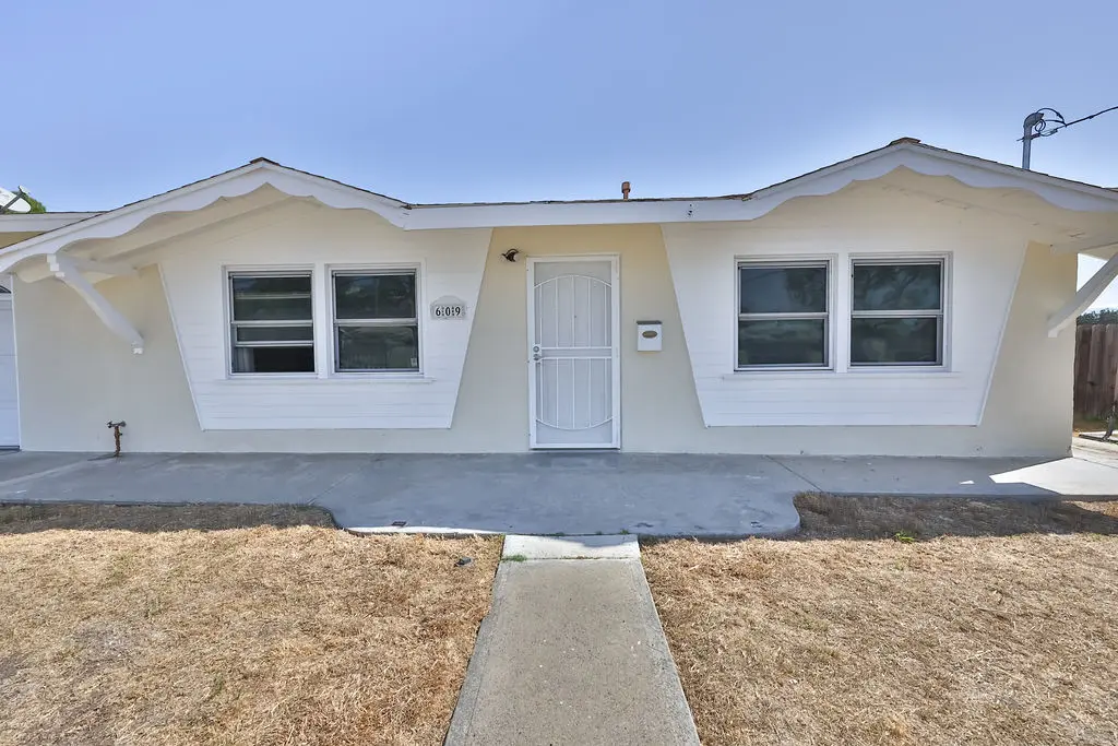 609 Carlsbad St, Spring Valley, CA 91977