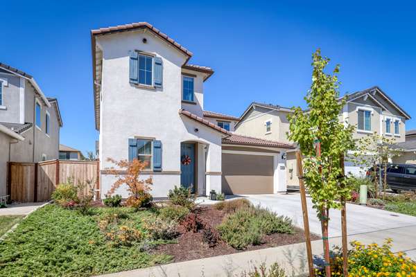 2049 Lanesborough St, Roseville, CA 95747