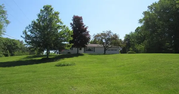 8420 Tindall Rd, Davisburg, MI 48350
