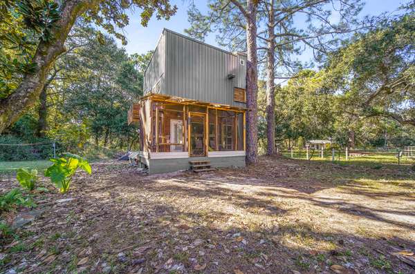 1603 S Fairfield Dr, Pensacola, 32505