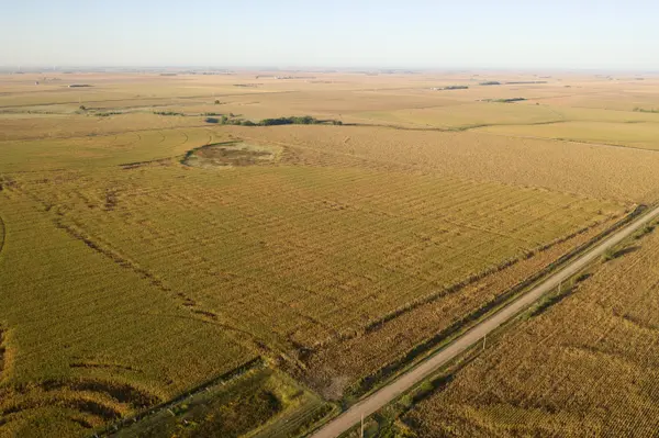 00000 E Rd., Minden, NE 68959