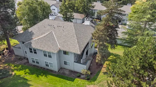 33020 10th Ave SW #J301, Federal Way, WA 98023