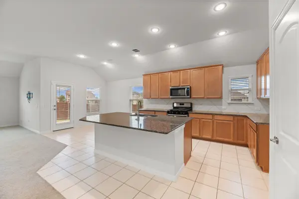 Silverhollow Dr, Fort Worth, TX 76137