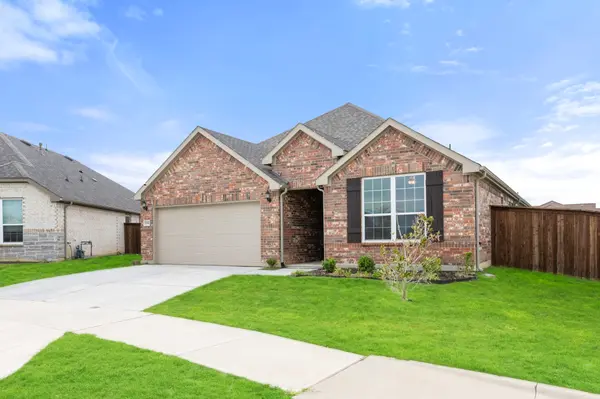 Silverhollow Dr, Fort Worth, TX 76137