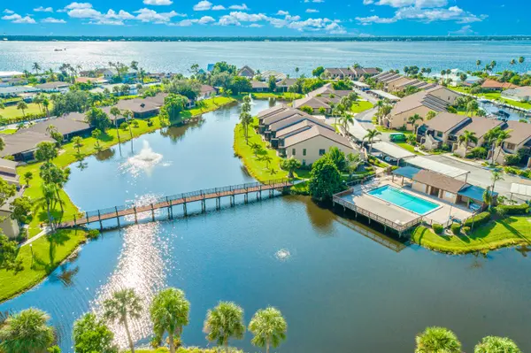 15444 Admiralty Cir #10, North Fort Myers, FL 33917