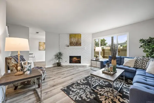 368 Forest Pl, Vista, CA 92083