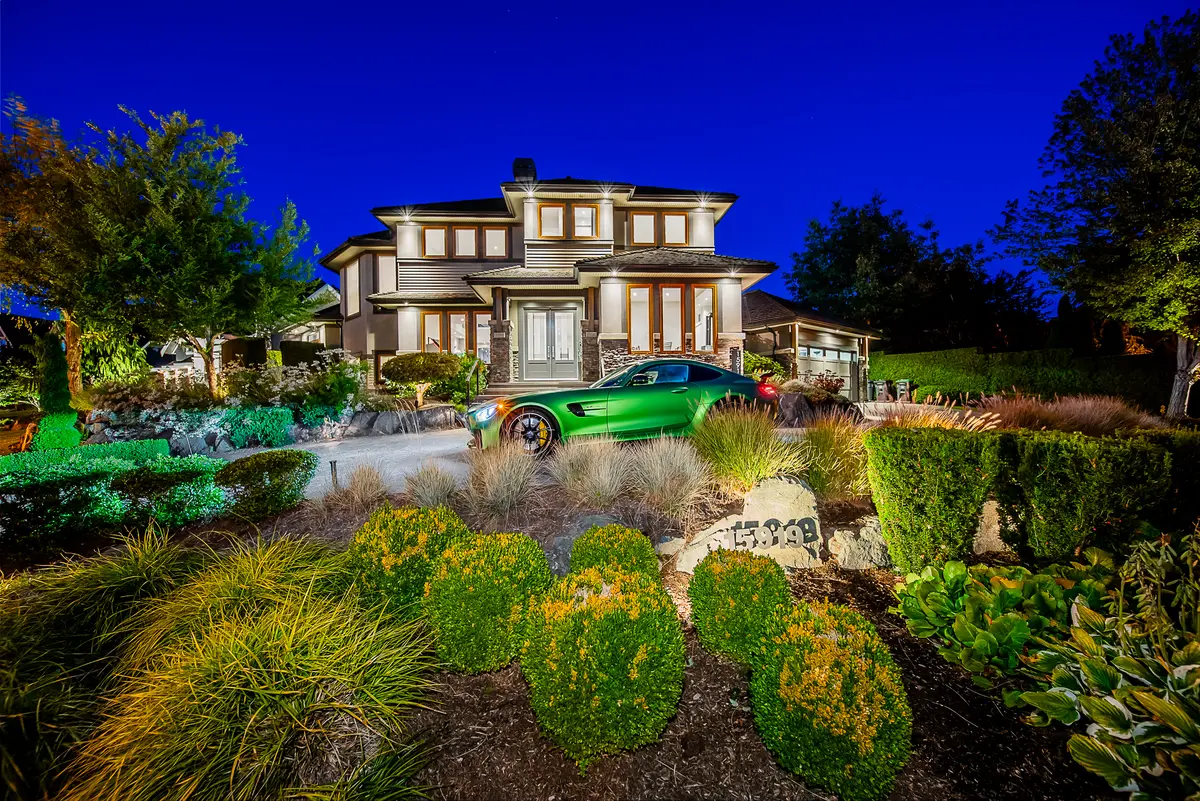 15919 Devonshire Dr, Surrey, BC V3Z 0M2