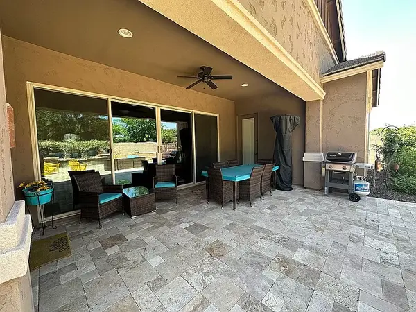 20416 E Raven Dr, Queen Creek, AZ 85142