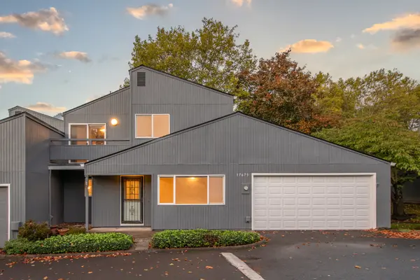 17675 NW Rolling Hill Ln, Beaverton, OR 97006