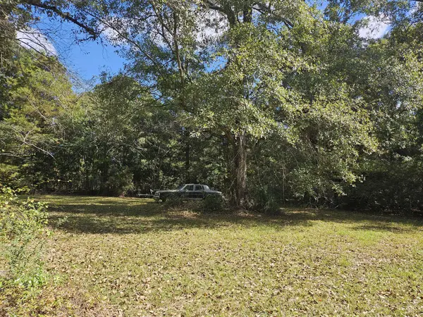 1891 W Highway 4, Century, FL 32535