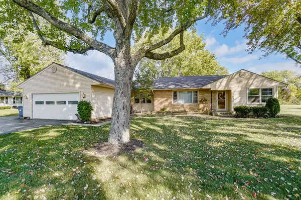 7090 Taywood Rd, Englewood, OH 45322