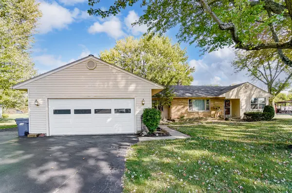 7090 Taywood Rd, Englewood, OH 45322