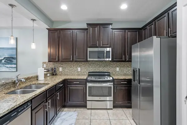 8133 Roseville Rd, Davenport, FL 33896
