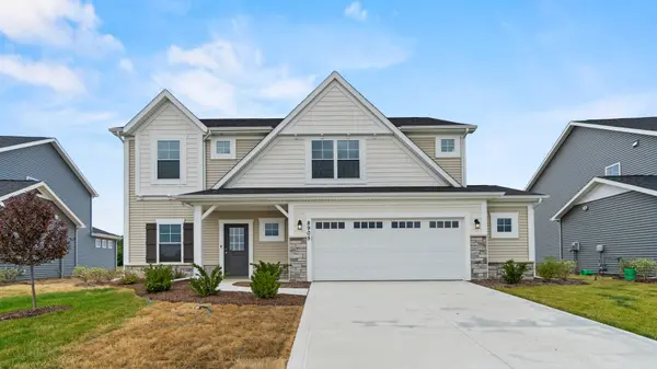 8905 Belmont wood Boulevard, Fort Wayne, IN 46835