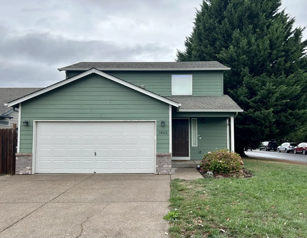 1603 SW Black Bear Ave, Albany, OR 97321