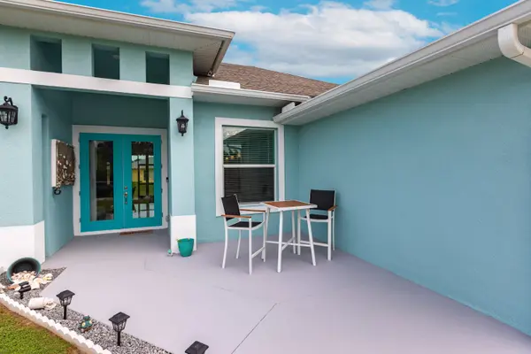2906 9th St SW, Lehigh Acres, FL 33976