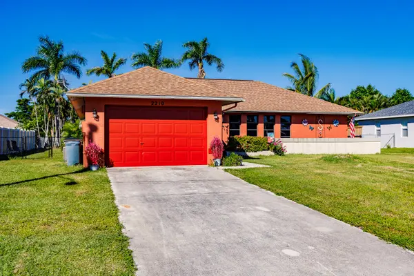 2210 SE 11th Ave, Cape Coral, FL 33990
