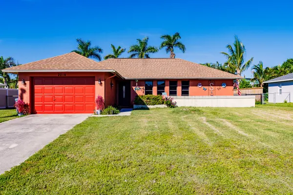 2210 SE 11th Ave, Cape Coral, FL 33990