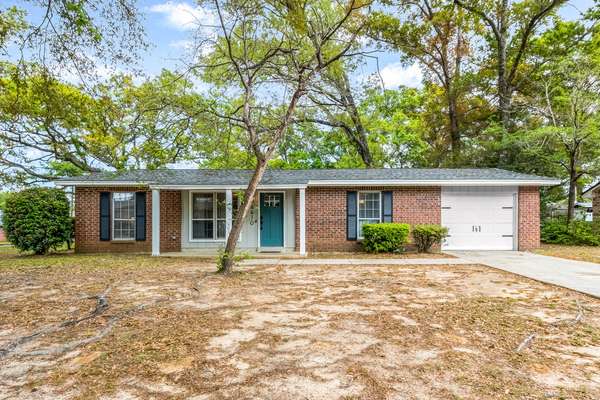 8470 Lofton Dr, Pensacola, FL 32514