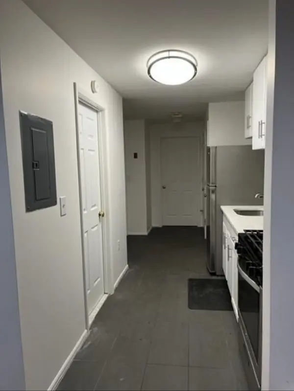 25 Astor Pl #1st floor, Jersey City, NJ 07304